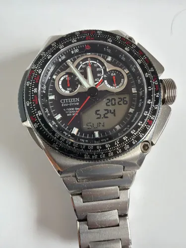 Relógio Citizen Promaster Eco-Drive SST Super Titanium (JW0030-55E)