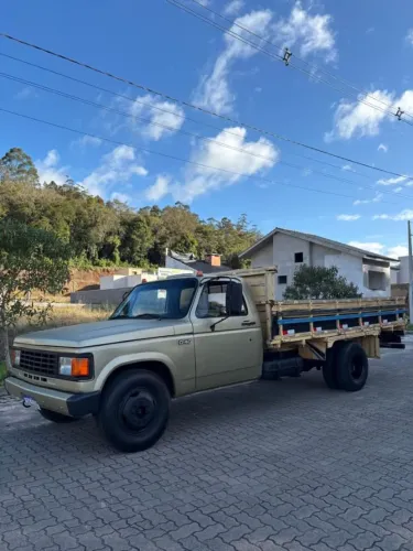 Chevrolet D40 1988 Caminhão Gm D-40 Carroceria