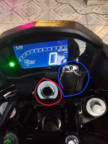 CB TWISTER 250 COM CONTROLE E NA DIGITAL