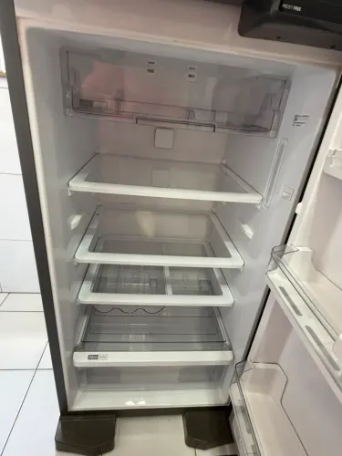 VENDO GELADEIRA BRASTEMP FROST FREE INOX - 360 LITROS