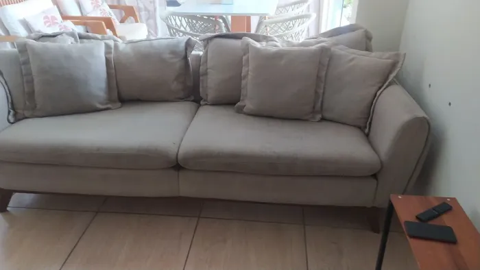 Sofá 4 lugares
