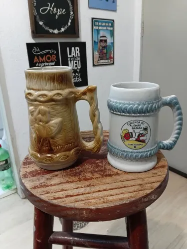 Vendo canecas antigas para colecionador