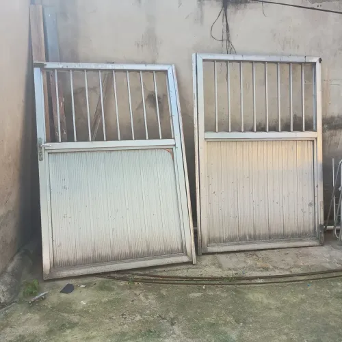 Portão de garagem usado