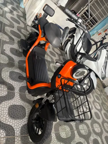 Moto Elétrica AIMA K1 E390 - Revisada | Excelente Estado | Pronta para Uso