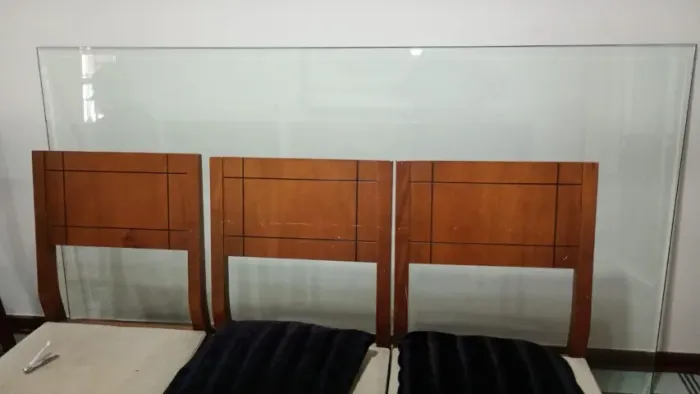 Tampa de Vidro de Mesa Transparente 2M por 1,10 lagu e 8 de espessura