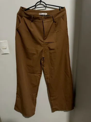 Calça marron
