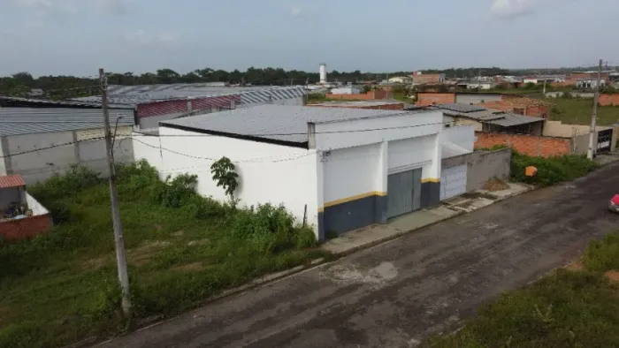GALPÃO ZONA NORTE