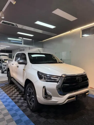 Toyota Hilux CD SRX 4X4 2.8 TDI 16V Diesel Aut. 2021