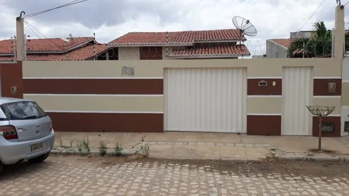 Vende-se casa bairro Alto do Sumaré, Conj Cidade Jardim I