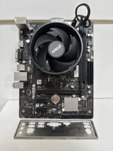 Ryzen 5 2600 + A320m