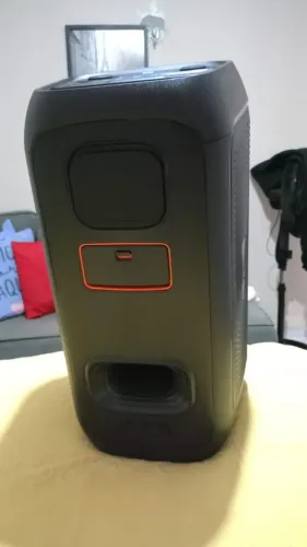 JBL Part box  120  troco por iPhone do meu interesse 