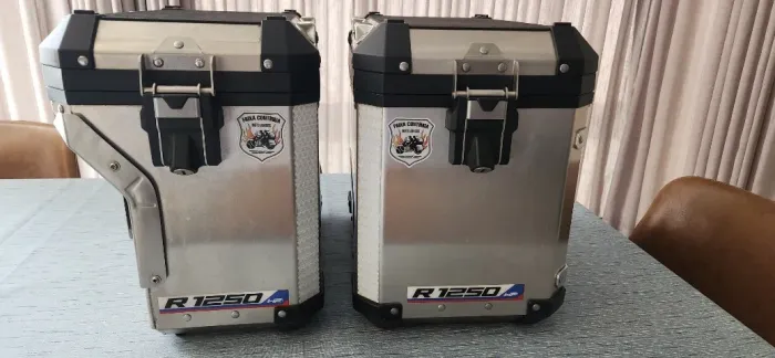 Baús laterais originais BMW GS 1200/1250 Adventure Alumínio