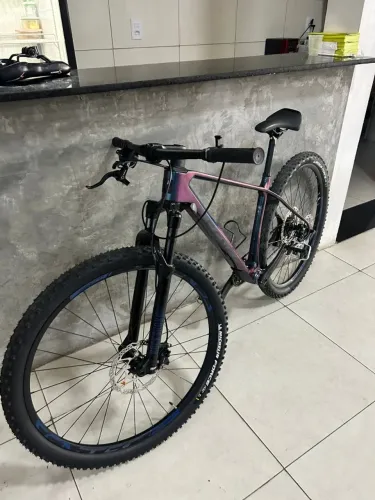 Bicicleta BTB de carbono marca SENSE ano 2024 nova