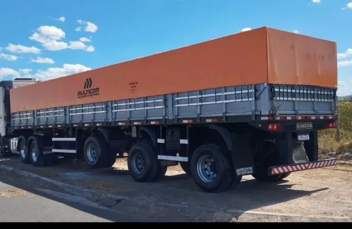 Carreta Vanderleia graneleiro 