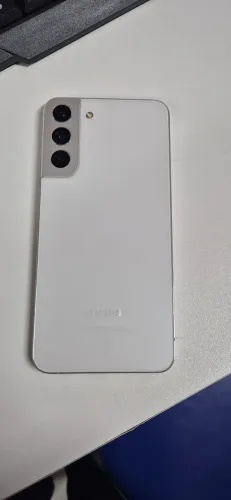 Samsung s22+ com defeito de linhas na tela.