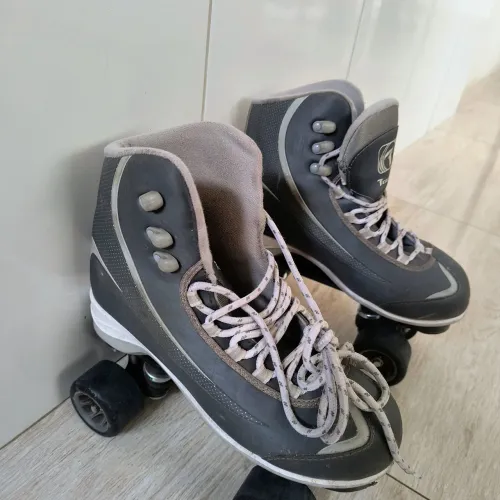 Patins seminovo