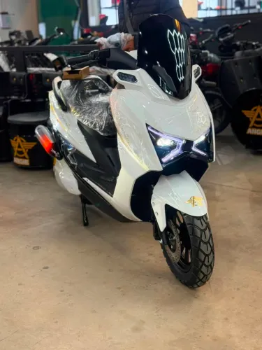 Moto Elétrica Cytron - 1000W - Modelinho disponível a pronta entrega impecável!