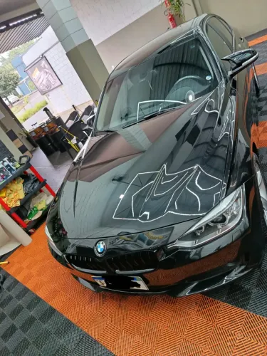 BMW 320I A 2.0 Turbo/activeflex 16V 184cv 4P 2014