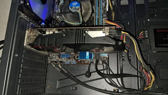 GTX 1050 ti 4 GB + fonte 450w