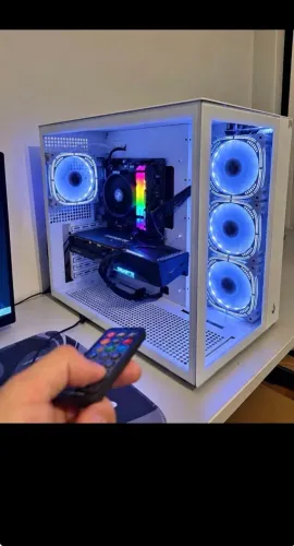 PC Gamer RX7600