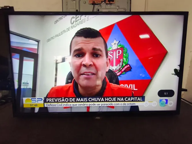 Tv Smart 32" - pra sair logo