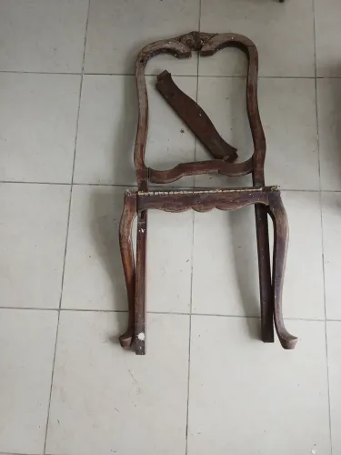 Cadeira Chipandele(leia)