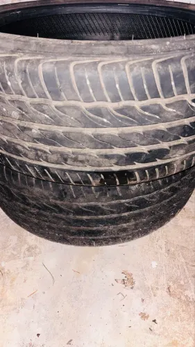 Pneus 215/45 r17