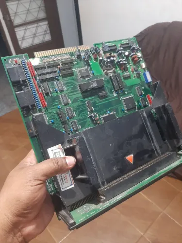 Vendo neogeo mvs para reparo ou retirada de pecas