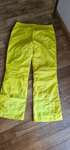 Calça de ski sem uso, com etiqueta!