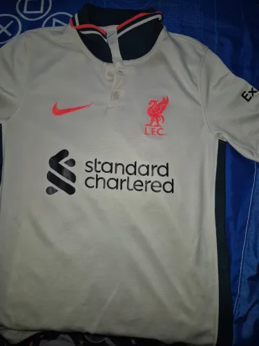 Diversas camisetas de futebol infantil, ORIGINAIS