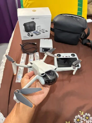 Drone DJI mini 3 Fly more combo + Tela