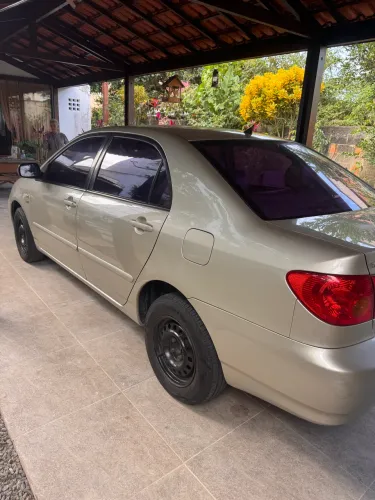 Toyota Corolla XLI 1.6 16V 110cv Mec. 2004