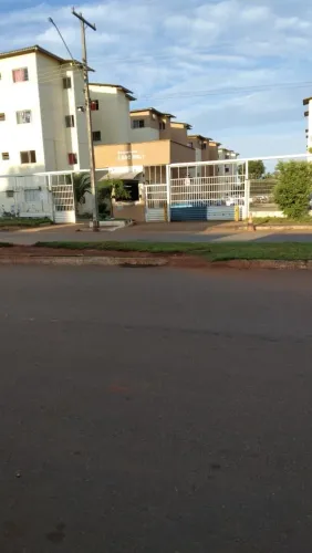 Apartamento 2 quartos, sala, cozinha, área de serviço e banheiro