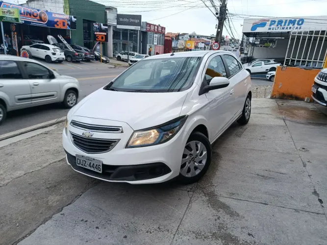 Chevrolet Onix Hatch LT 1.4 8V Flex Power Aut. 4P 2014