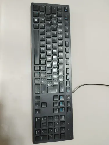 Teclado, mouse, suporte de notebook 