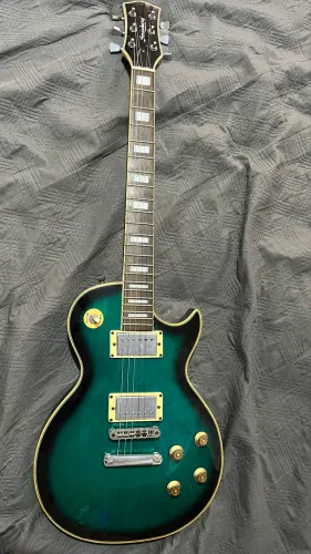 Les Paul Strinberg