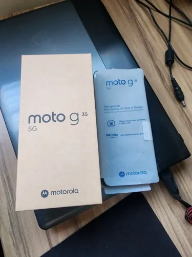 Motorola G35 5G - Novíssimo.