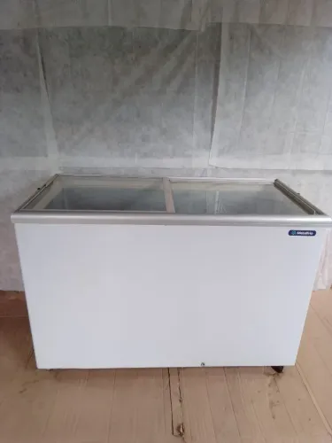 (( VALOR COM A ENTREGA)) FREEZER VIDRO EXPOSITOR METALFRIO HORIZONTAL 400 LITROS