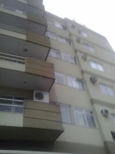 Apartamento em Mesquita 