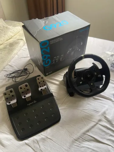 Volante Logitech G920 Xbox e PC