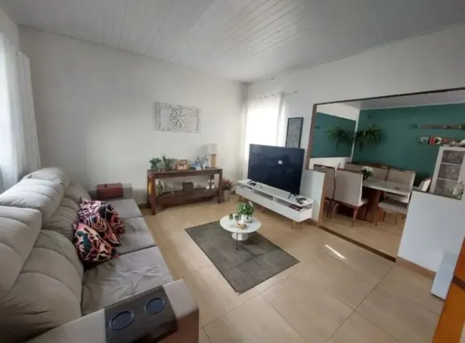 RC38- Casa disponível em Coutos