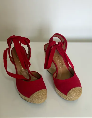 Sandália Espadrille Vizzano Vermelha, Plataforma ? Tam. 35