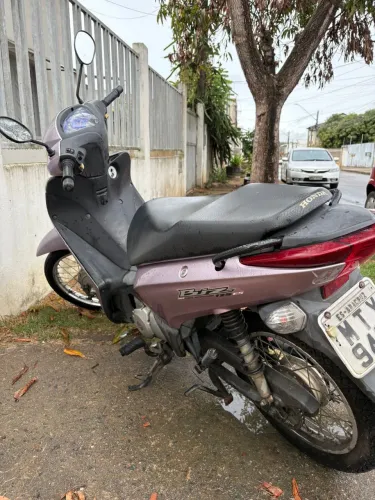 Honda Biz 125 ES