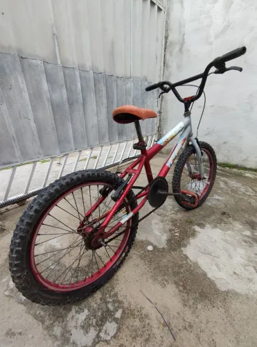 Ótimo bicicleta toda em ordem, 250 reais