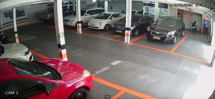 Arrendo estacionamento centro de Cabo Frio RJ