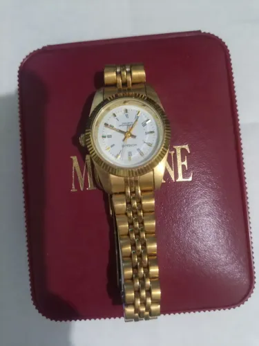 Relógio feminino Mondaine