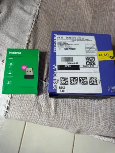 Fonte Atx e Adaptador Wi-Fi Intelbras