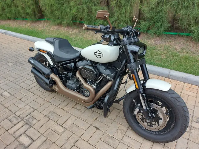 FAT BOB 114 19/19 BRANCA