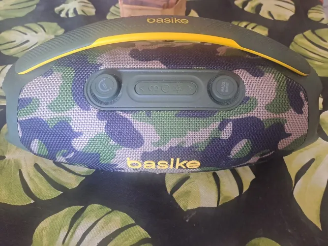 Som portátil Basike