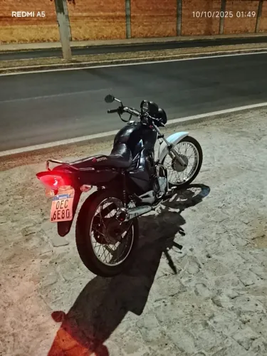 Motinha boa so pegar e andar! Motor feito por completo recentemente